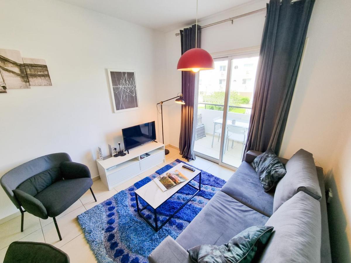 Seaside Heaven Apartment With Pool Ларнака Екстер'єр фото